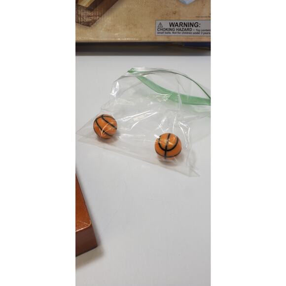 Olds Cool Basketball 2 Deluxe Launchers And 4 Basketballs, 100% COMPLETE - Picture 8 of 12